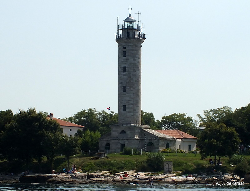 Gulf of Venice / Rt Savudrija Lighthouse
During the Habsburg governement over Croatia
there were built beautiful lighthouses along the whole coastline. This is the first and northernmost one.

Keywords: Gulf of Venice;Croatia;Adriatic sea
