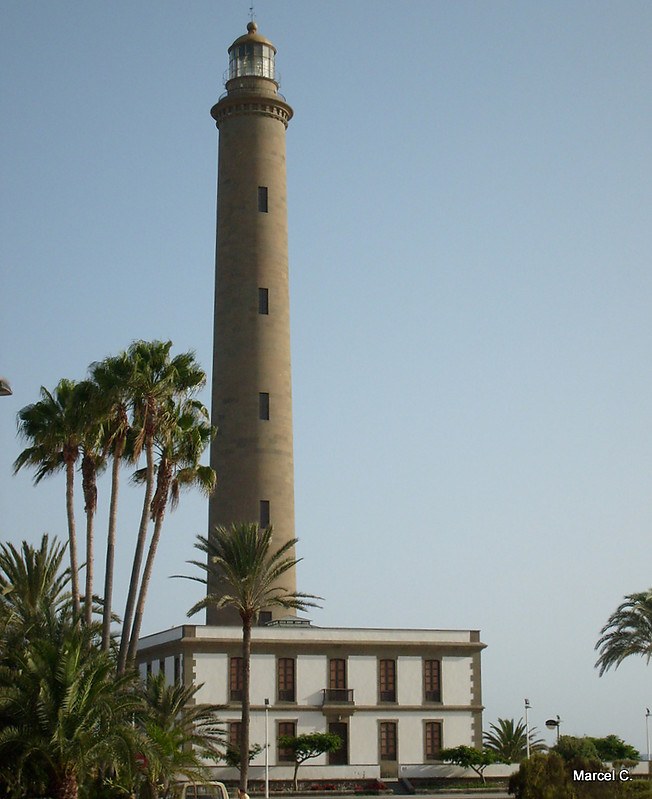 Canary Islands / Gran Canaria / Maspalomas Lighthouse
Built in 1890
AKA Punta Morro Colchas lighthouse
Keywords: Spain;Atlantic ocean;Canary islands;Gran Canaria