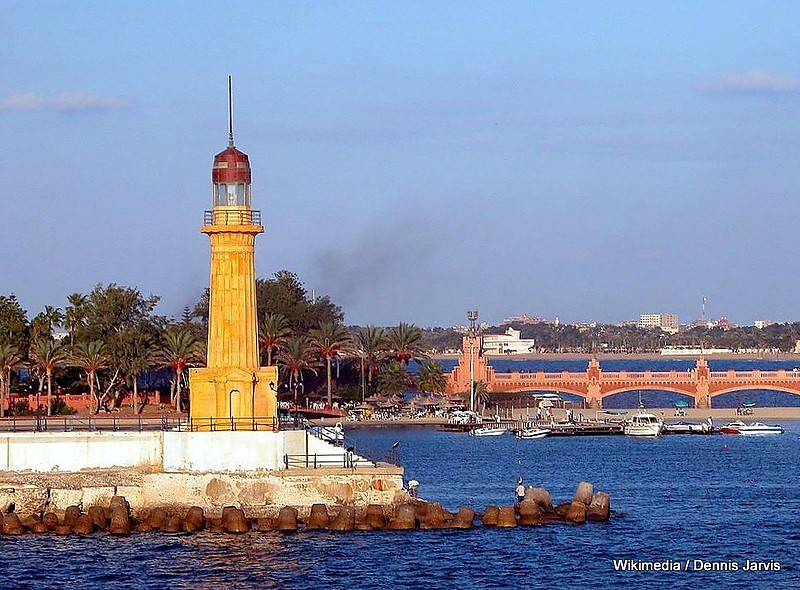 Mediterranian Sea / Alexandria / King`s Tea Island / Montazah Palace Lighthouse
Keywords: Egypt;Alexandria;Mediterranean sea