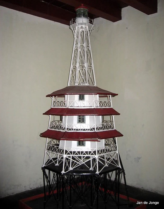 Indonesia / Jakarta / Maritime Museum
Scale replica of a lighthouse, which one?
Keywords: Museum;Jakarta;Indonesia