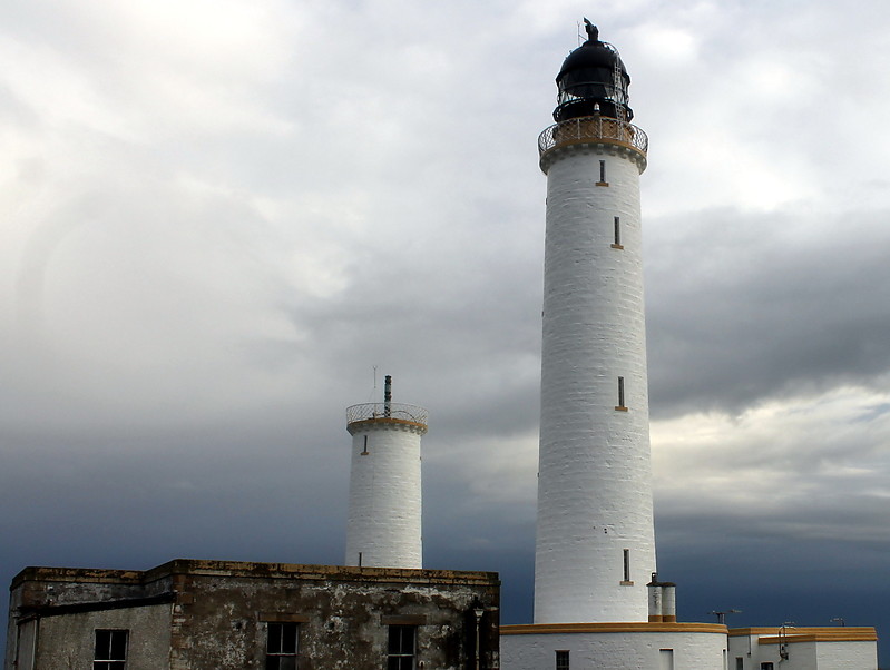 Orknay / Pentland Firth / Skerries Lighthouses High (right) & Low
Keywords: Pentland Skerries;Scotland;United Kingdom;Pentland Firth