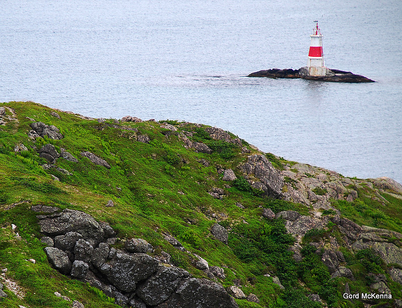 L`Ile de Saint-Pierre / Feu de Rocher Petit Saint-Pierre
Keywords: Saint Pierre and Miquelon;Ile Saint Pierre;Banks of Newfoundland;Atlantic ocean