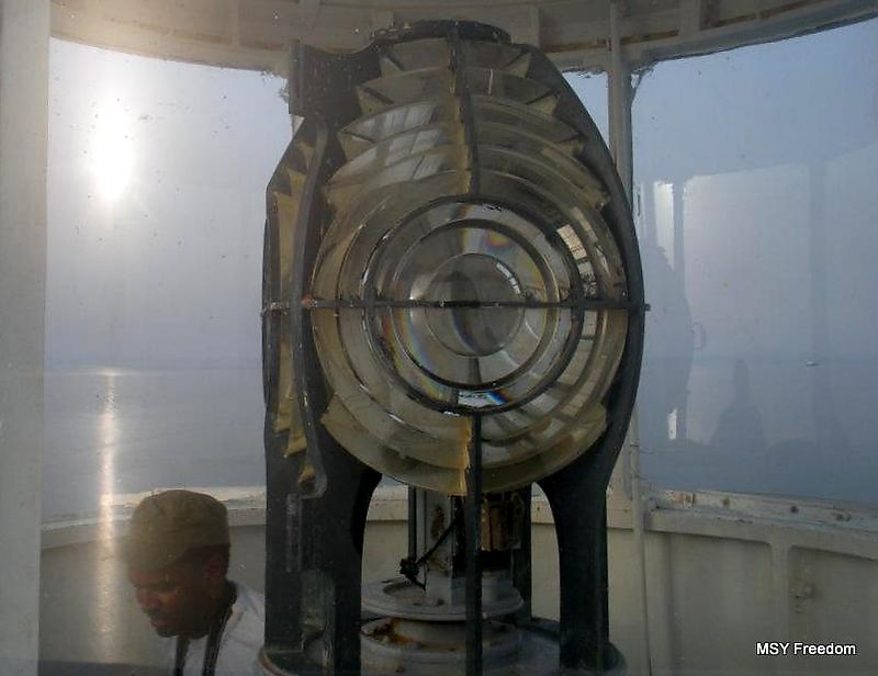 Red Sea / Sanganeb Reef Lighthouse (2) - Lamp
N-E off port Sudan.
Keywords: Sudan;Port Sudan;Red sea;Lamp