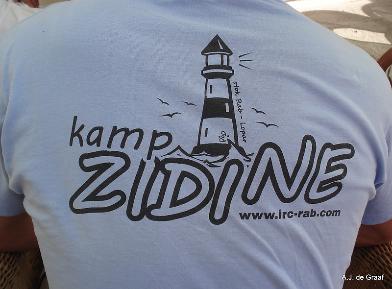 Lighthouse on a t-shirt
Keywords: Artwork