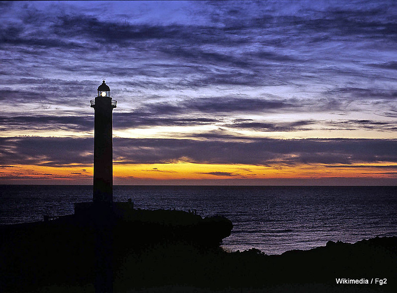 Okinawa / Yomitan / Zanpa Saki Lighthouse
Keywords: Okinawa;Japan;Pacific ocean;East China Sea;Sunset