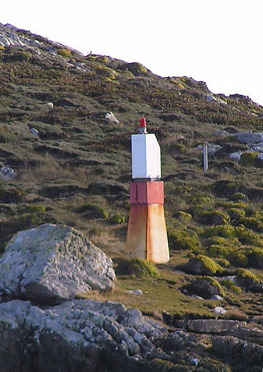 STANLEY HARBOUR - Navy Point light
Keywords: Falkland Islands;Atlantic ocean;Stanley harbour