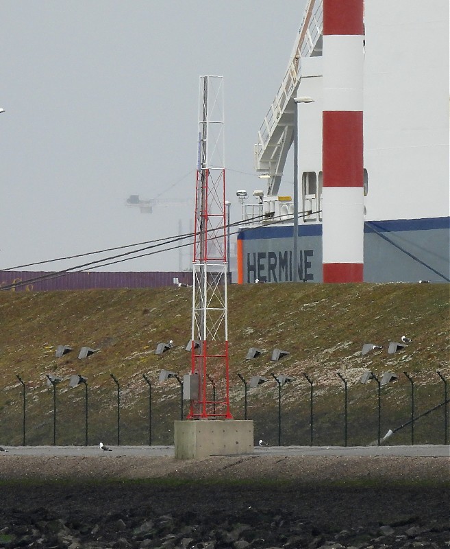 ZEEBRUGGE - Ldg Lts - Front light
Keywords: Zeebrugge;Belgium;North sea