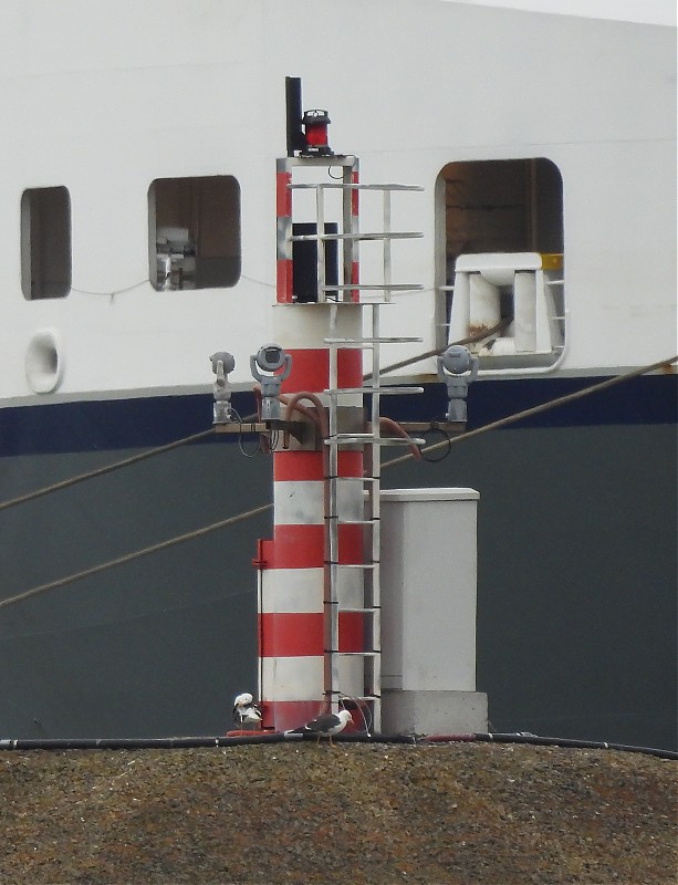 ZEEBRUGGE - LNG Dock - Entrance light
Keywords: Zeebrugge;Belgium;North sea