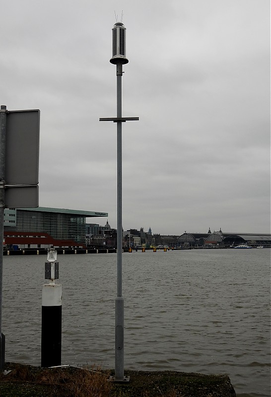 AMSTERDAM - Noordzeekanaal - Java Eiland - NW Corner light
Keywords: Amsterdam;Nordzeekanaal;North Sea;Netherlands