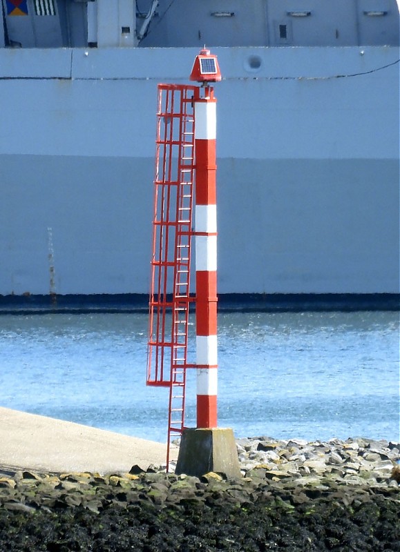 DEN HELDER - Marinehaven - Willemsoord - E Mole light
Keywords: Netherlands;North sea;Texel;Den Helder