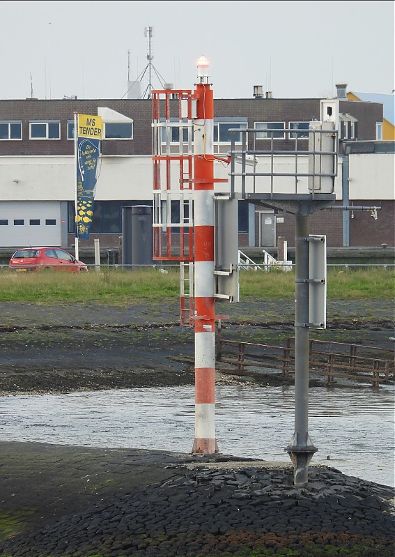 LAUWERSOOG - E Mole - Head light
Keywords: Lauwersoog;Netherlands;North sea