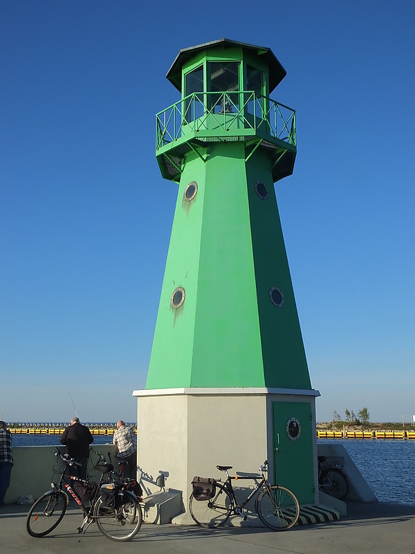 GDANSK (Danzig) - West Mole - Head Lighthouse
Keywords: Poland;Gdansk;Baltic sea;Gulf of Gdansk