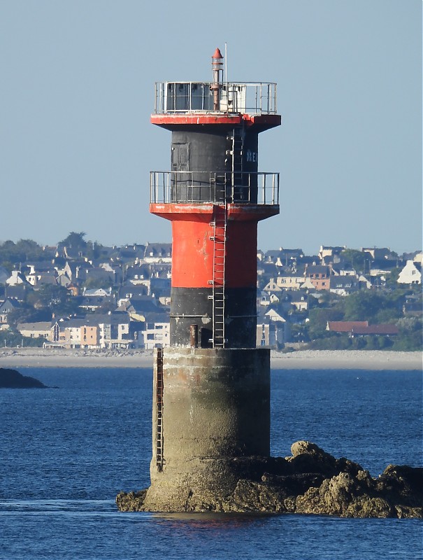 BREST - Goulet de Brest - Roche Mengam light
Keywords: Brittany;France;Finistere;Bay of Biscay;Brest;Offshore