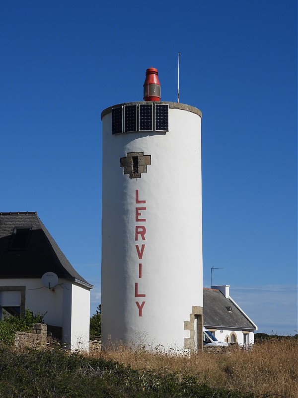AUDIERNE - Pointe der Lervily Lighthouse
Keywords: Bay of Biscay;France;Brittany;Audierne;Finistere