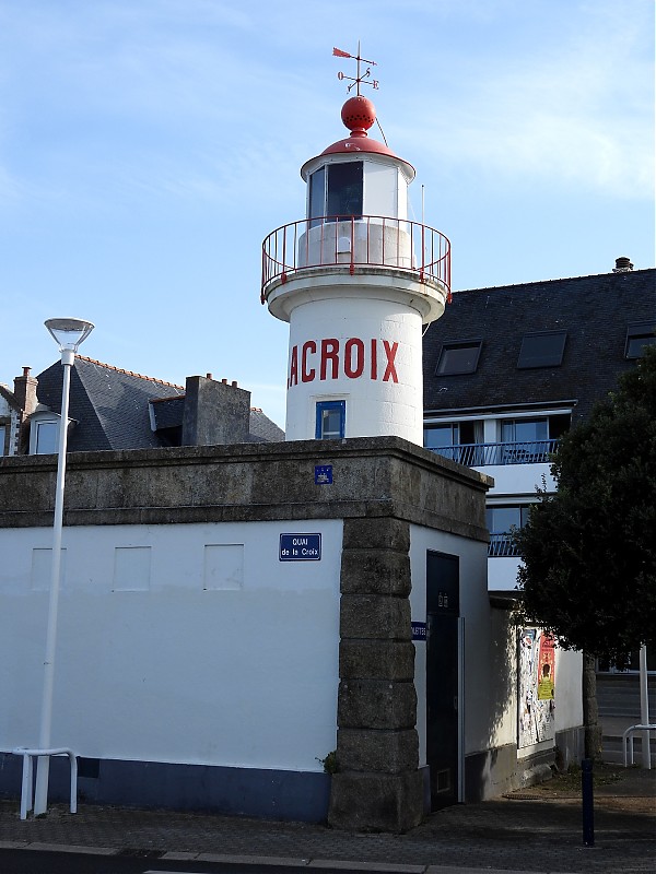 CONCARNEAU - Ldg Lts - Front - La Croix light
Keywords: Bay of Biscay;France;Brittany;Concarneau