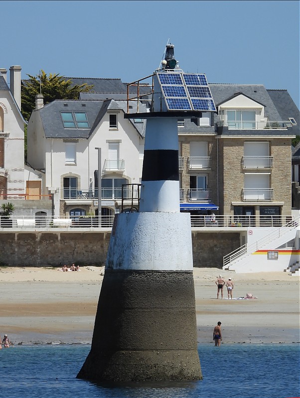 QUIBERON - Port Maria Ldg Lts - Front light
Keywords: Bay of Biscay;France;Brittany;Quiberon