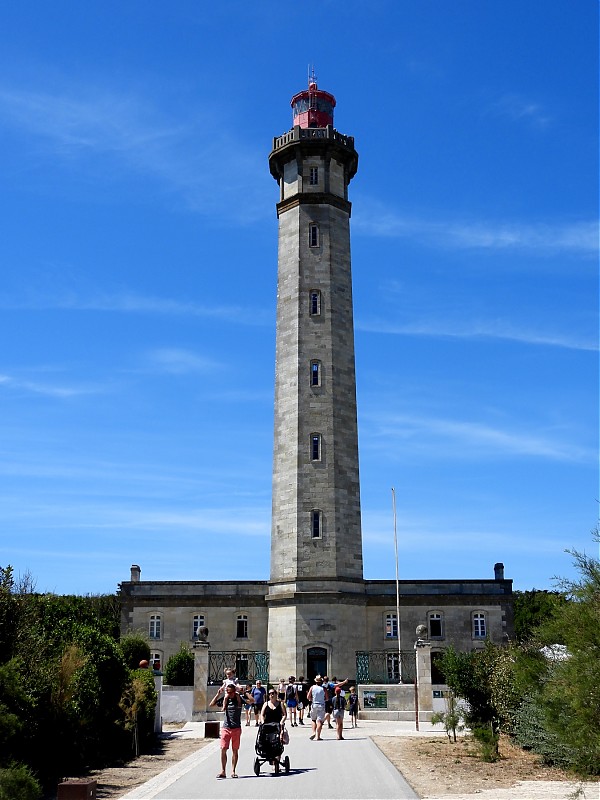 ÎLE DE RÉ - Les Baleines Lighthouse
Keywords: Nouvelle-Aquitaine;France;Bay of Biscay;Charente-Maritime;Ile de Re