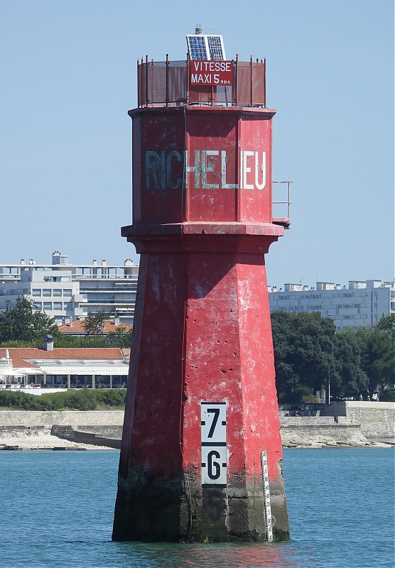 LA ROCHELLE - Tour Richelieu light
Keywords: Nouvelle-Aquitaine;France;Bay of Biscay;Charente-Maritime;La Rochelle;Offshore