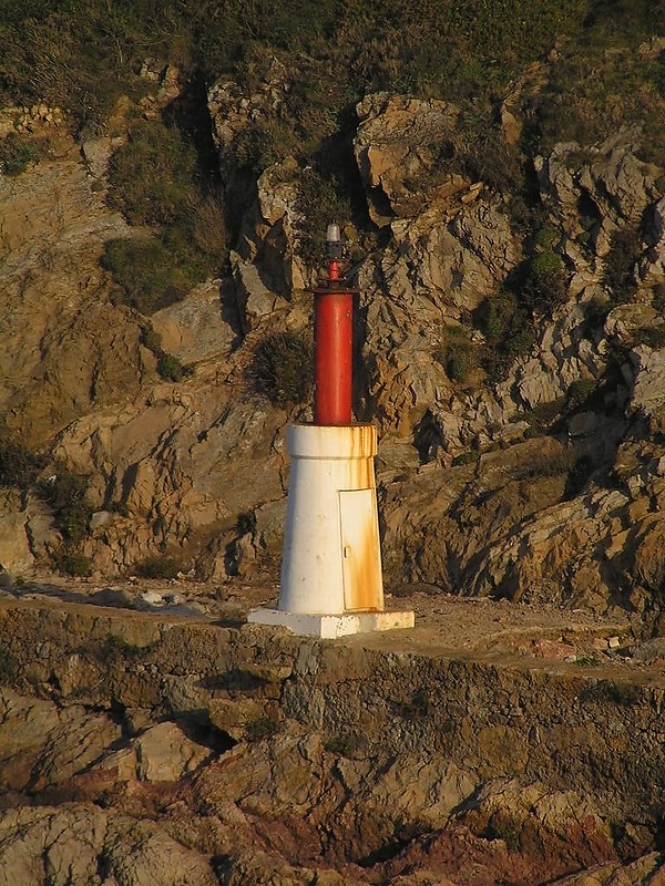 AVILÉS - N Breakwater - No 3 light
Keywords: Bay of Biscay;Spain;Asturias;Aviles