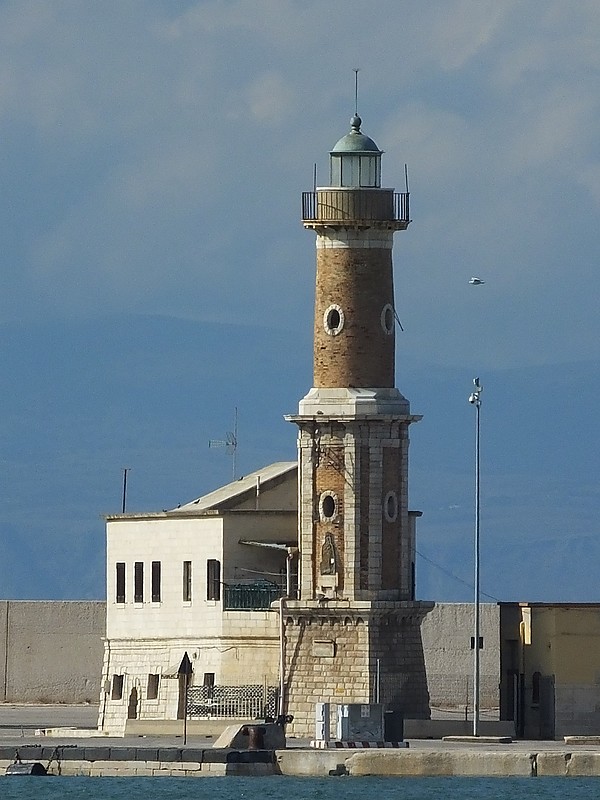 BARLETTA - Molo di Tramontana Lighthouse (old)
Keywords: Apulia;Italy;Adriatic sea;Barletta