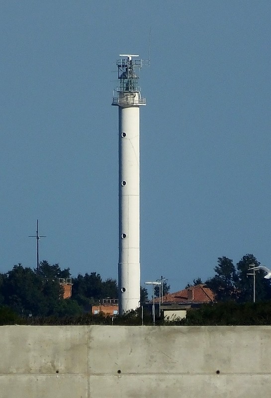 GOLFO DI VENEZIA - Bocche del Po	- Punta della Maestra Lighthouse
Keywords: Gulf of Venice;Italy;Adriatic sea;Vessel Traffic Service