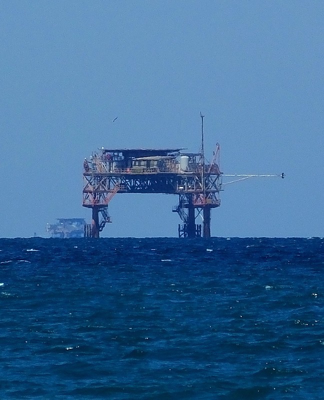 ADRIATIC SEA - OIL & GAS  FIELDS - East of Portorose - Fratello Cluster
Keywords: Italy;Adriatic sea;Offshore