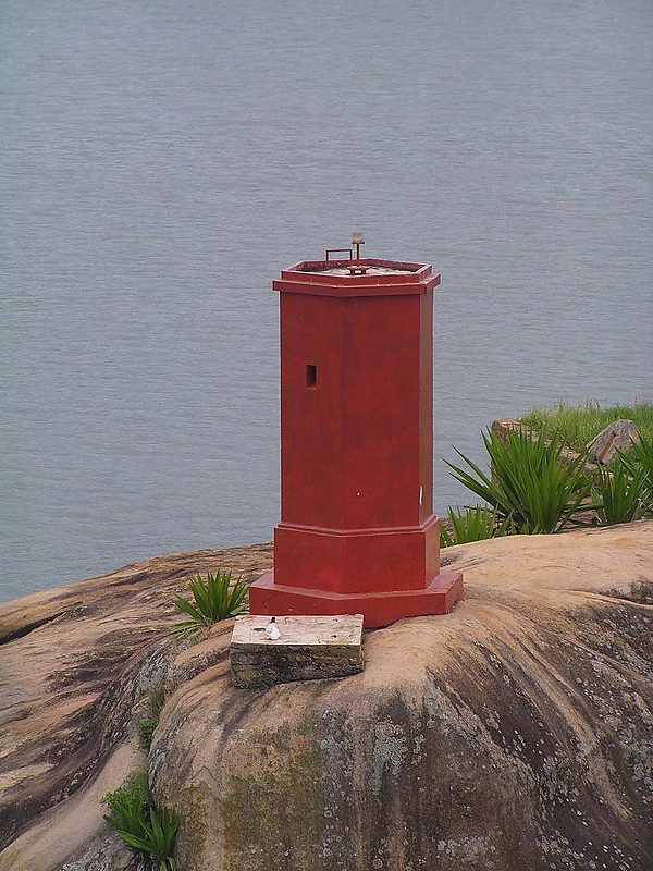 VITORIA - Ilha do Urubu - W Point light
Keywords: Vitoria;Brazil;Atlantic ocean