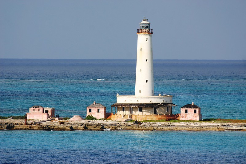 CROOKED ISLAND PASSAGE - Bird Rock lighthouse
Keywords: Bahamas;Crooked island passage;Crooked island