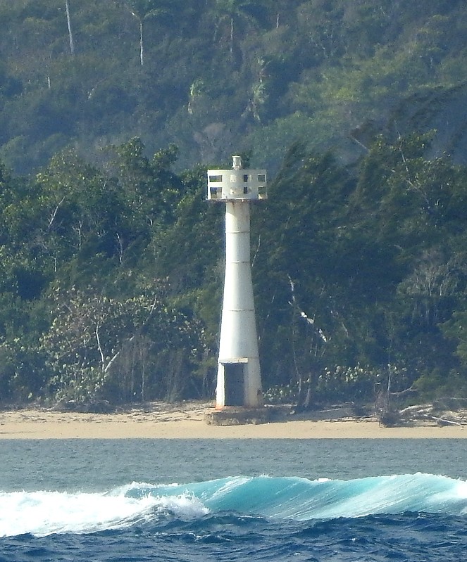 PUNTA GUARICO Lighthouse
Keywords: Moa;Cuba;Atlantic ocean