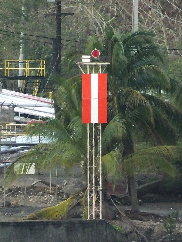 SAN JUAN - Army Terminal Channel Ldg Lts - Front
Keywords: Puerto Rico;San Juan;Caribbean sea