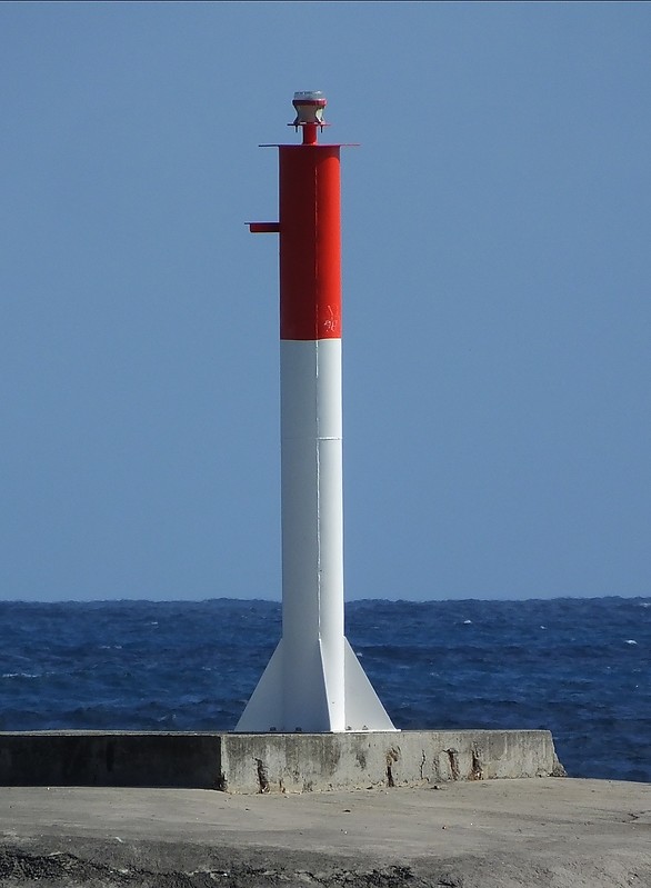 GUADELOUPE - Port de Saint François - Breakwater Head light
Keywords: Guadeloupe;Caribbean sea