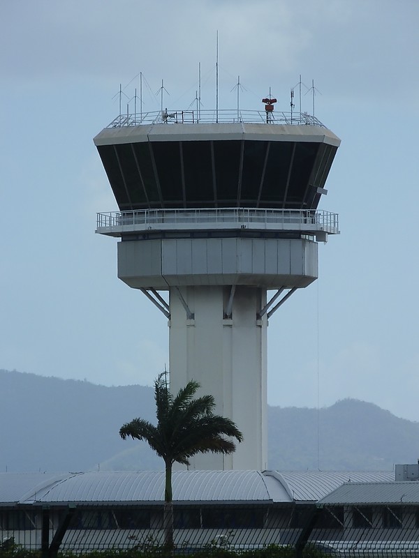 FORT DE FRANCE - Le Lamentin Airport light
Keywords: Martinique;Fort de France