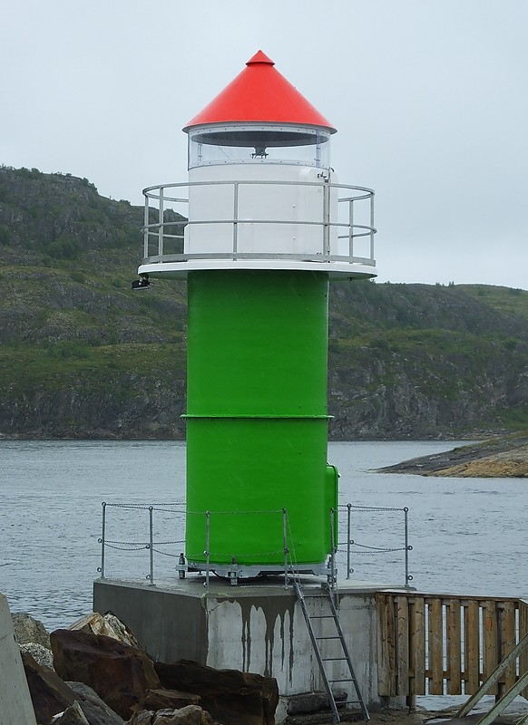 BODØ - Mole Head lighthouse
Keywords: Vestfjord;Norway;Norwegian sea;Bodo