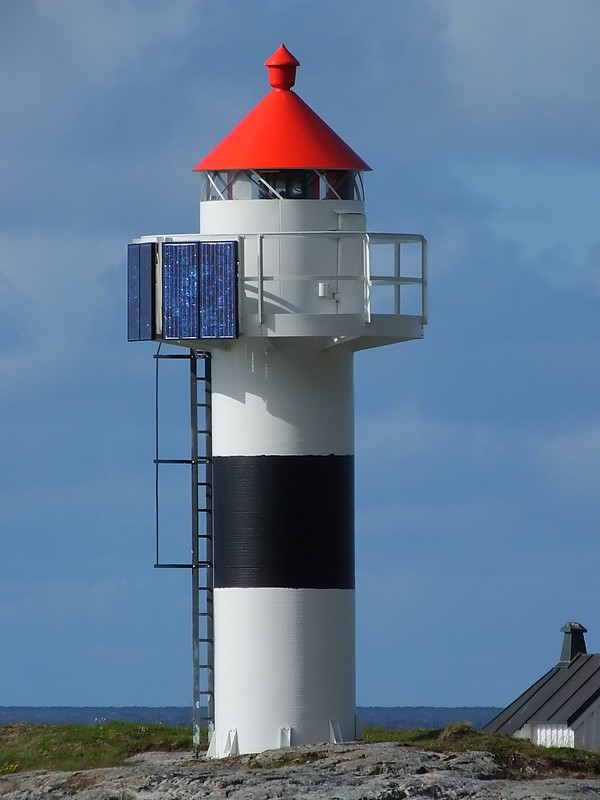 ANDØY - W Side - Bórvagen (Børhella) lighthouse
Keywords: Andoya;Norway;North Sea