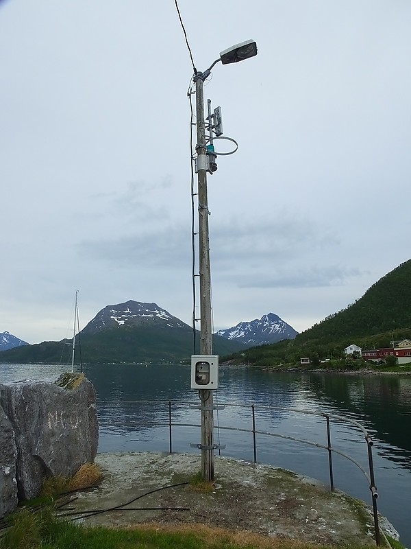 VÅGSFJORD - Engenes - Mole Head light
Keywords: Vagsfjord;Norway;Norwegian sea