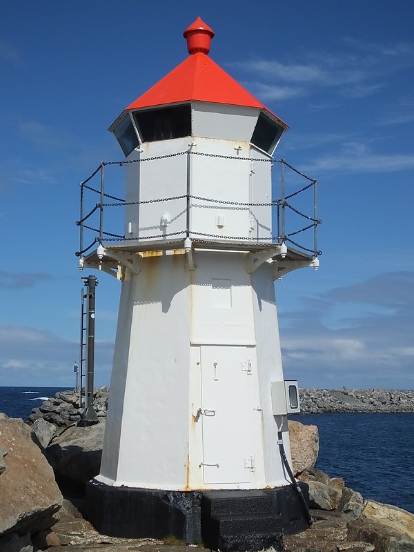 ANDFJORD - Andenes Hamn - Mole Head lighthouse
Keywords: Andfjord;Norway;Norwegian sea