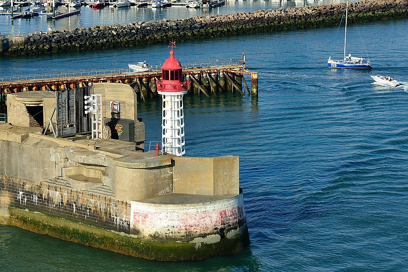 Normandy / Le Havre North Breakwater lighthouse
Keywords: Le Havre;France;English channel