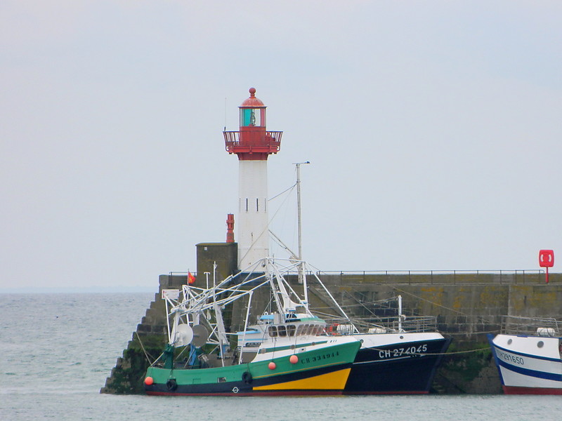Normandy / Saint Vaast la Hougue lighthouse
Keywords: Normandy;Saint Vaast la Hougue;France;English channel