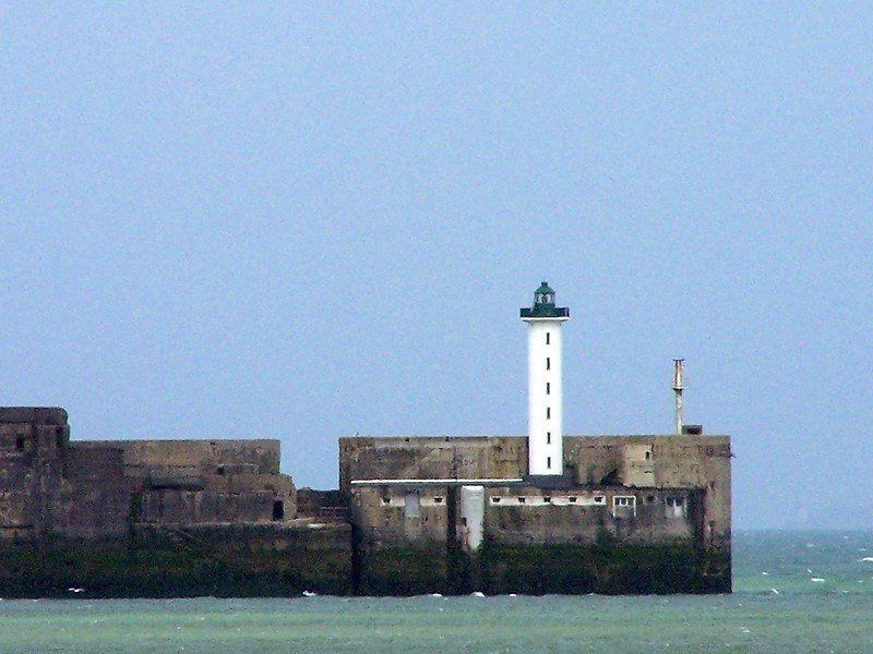 Boulogne sur Mer, Digue Carnot lighthouse
Keywords: Boulogne-sur-Mer;France;English channel