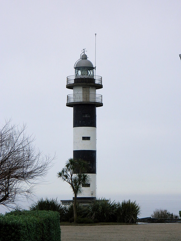 Costa Verde / Cantabria / Cabo San Agustin lighthouse
Keywords: Spain;Cantabria;Bay of Biscay;Navia