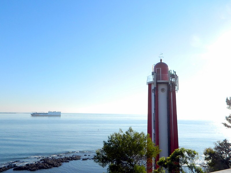 Lisboa / Gibalta lighthouse (aka Barra do Sul Range Front) 
Keywords: Lisbon;Portugal;Atlantic ocean