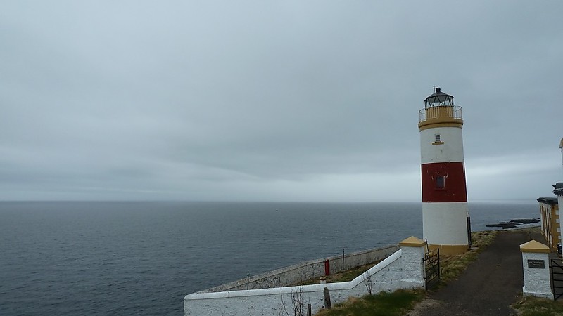 Clyth Ness lighthouse
AKA Clythness 
Keywords: Scotland;United Kingdom;North sea