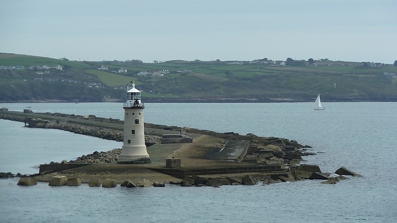 Plymouth breakwater lighthouse
Keywords: Plymouth;England;English channel;United Kingdom