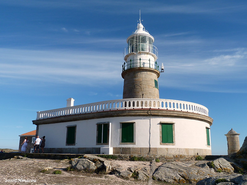 Galicia / Santa Ux?�a de Ribeira - Cabo Corrubedo Lighthouse
1854. Active; focal plane 32 m (105 ft); five white flashes in a 3+2 pattern every 20 s; red flashes are shown in a sector to the south. Racon (K)
Keywords: Galicia;Santa Ux?�a de Ribeira;Atlantic ocean;Spain