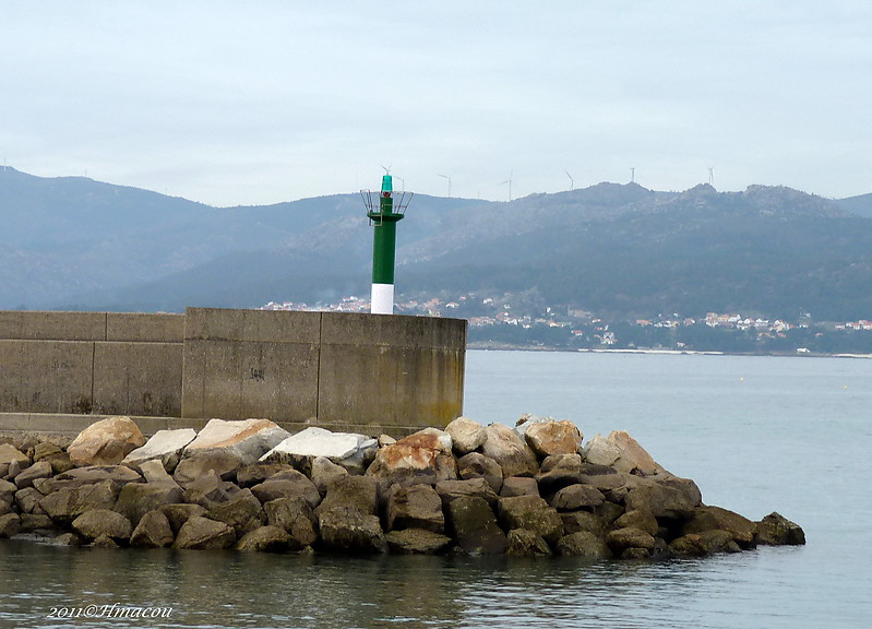 Spain - Northwest coast - Ría de Muros - Porto do Son breakwater head light.
Keywords: Spain;Atlantic ocean;Galicia;Porto do Son