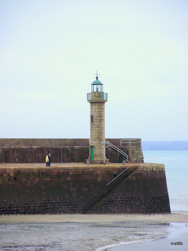 Binic lighthouse
Keywords: France;English Channel;Binic