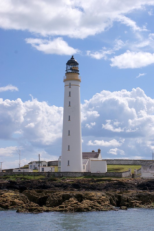 Montrose / Scurdie Ness Lighthouse
Taken from a ship entering Montrose harbour
Keywords: Scotland;Montrose;United Kingdom;North sea