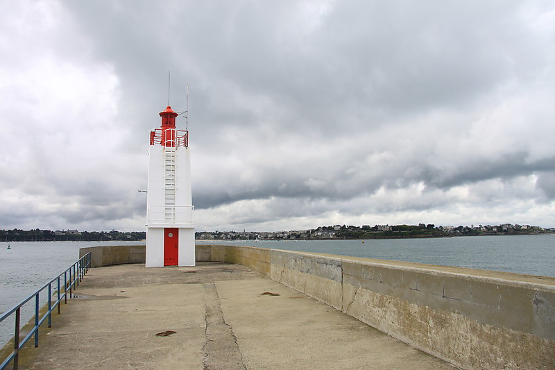 St.-Malo / Môle des Noires lighthouse
St.-Malo Môle des Noires  ARLHS FRA-373
Keywords: Brittany;Brittany;Saint Malo;France;English channel