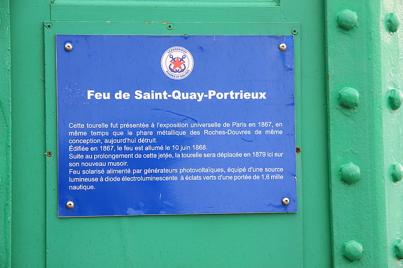 Feu Saint-Quay-Portrieux 
Feu Saint-Quay-Portrieux  ARLHS FRA-500
Keywords: English channel;Brittany;France;Saint-Quay-Portrieux;Plate