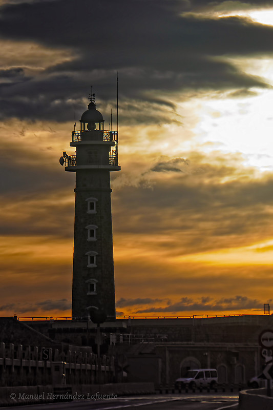 Valencia Lighthouse (Old)
Keywords: Mediterranean Sea;Spain;Comunidad Valenciana;Valencia;Sunset